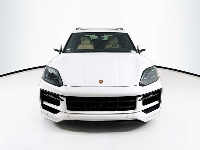 2024 Porsche Cayenne Base