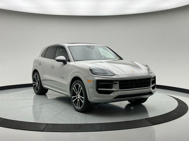 2024 Porsche Cayenne Base