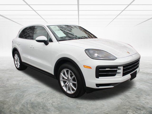 2024 Porsche Cayenne Base