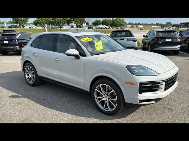 2024 Porsche Cayenne Base