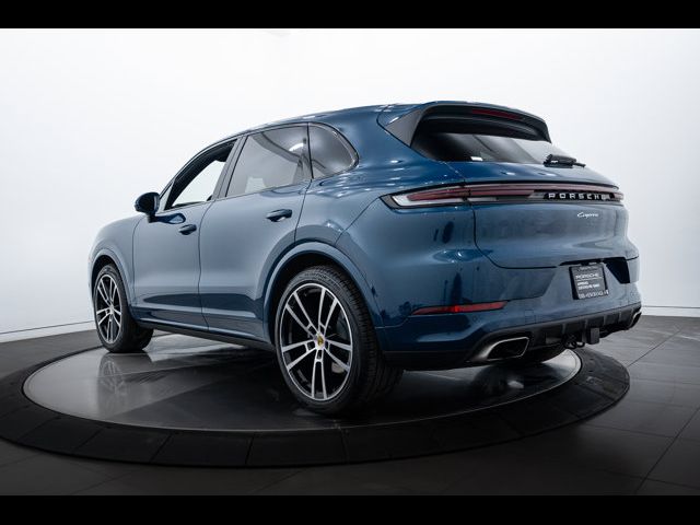 2024 Porsche Cayenne Base