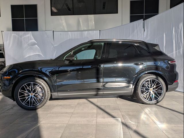 2024 Porsche Cayenne Base