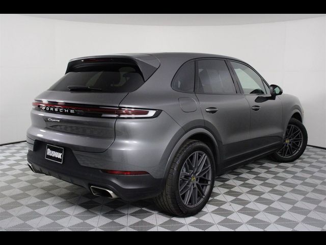 2024 Porsche Cayenne Base