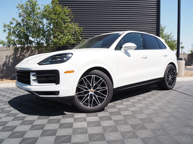 2024 Porsche Cayenne Base