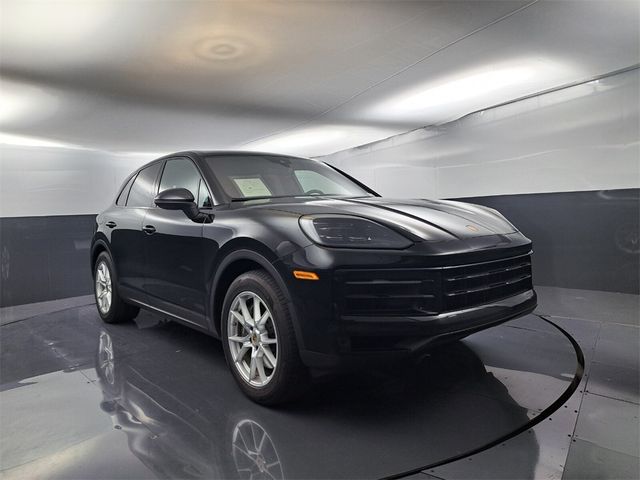 2024 Porsche Cayenne Base