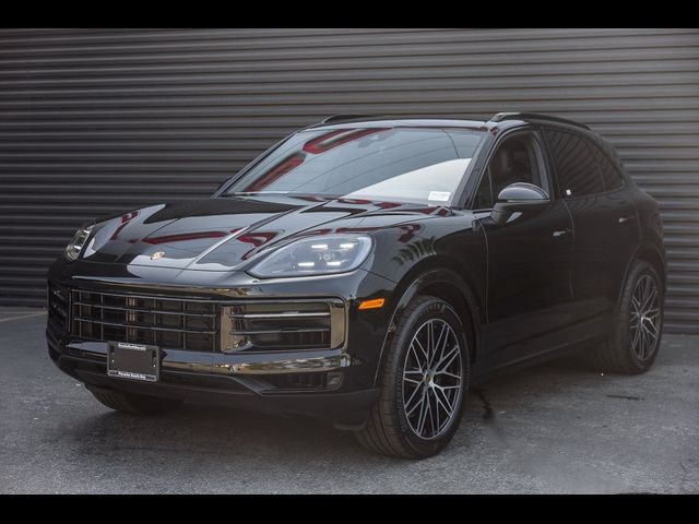 2024 Porsche Cayenne Base