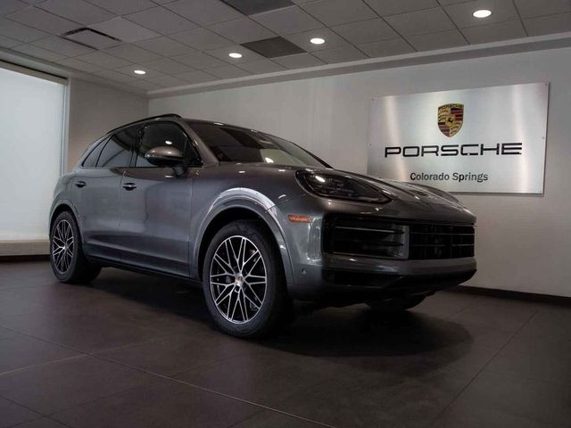 2024 Porsche Cayenne Base