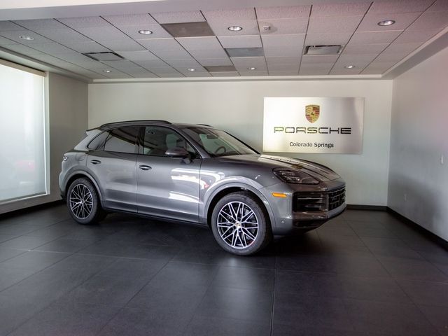 2024 Porsche Cayenne Base