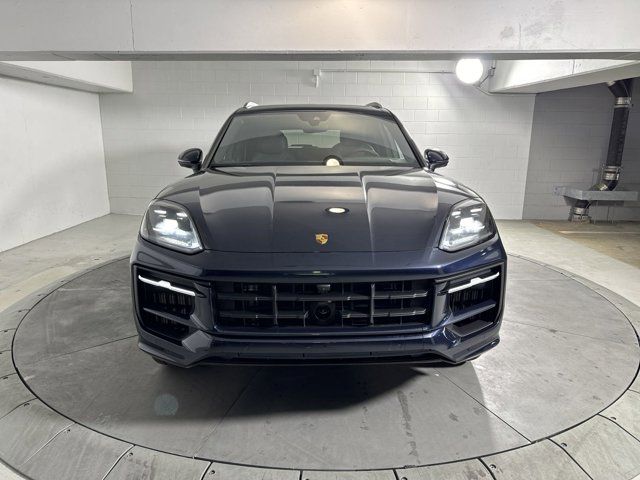 2024 Porsche Cayenne Base