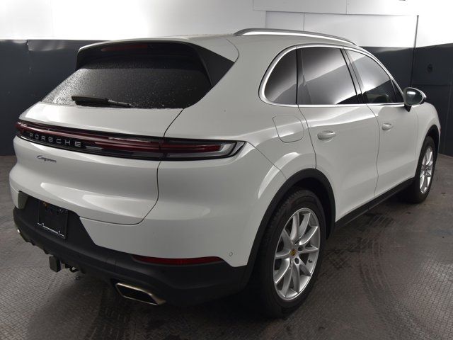 2024 Porsche Cayenne Base