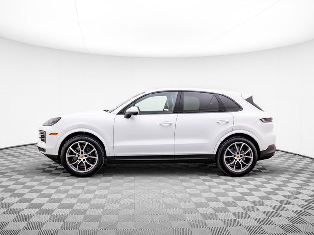 2024 Porsche Cayenne Base