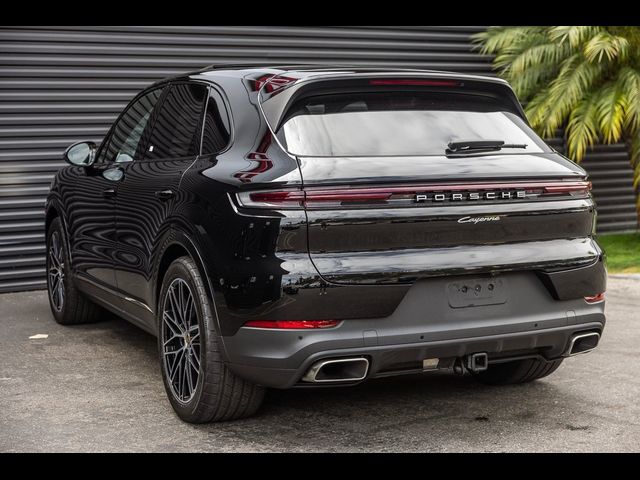 2024 Porsche Cayenne Base