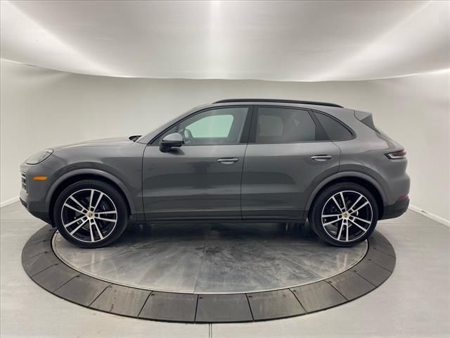 2024 Porsche Cayenne Base