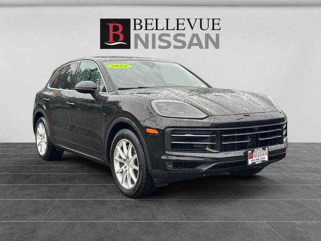 2024 Porsche Cayenne Base