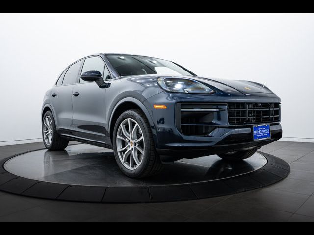 2024 Porsche Cayenne Base