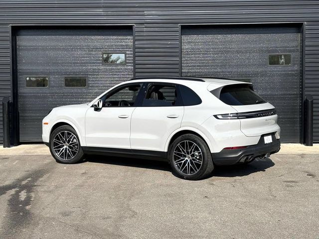 2024 Porsche Cayenne Base