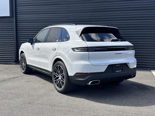 2024 Porsche Cayenne Base