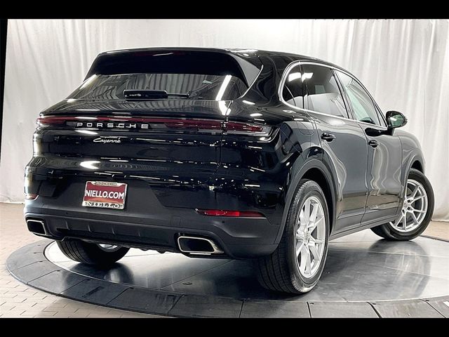 2024 Porsche Cayenne Base