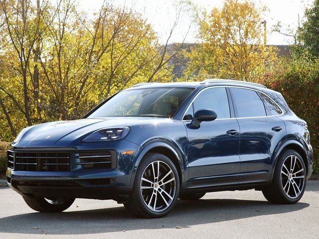 2024 Porsche Cayenne Base