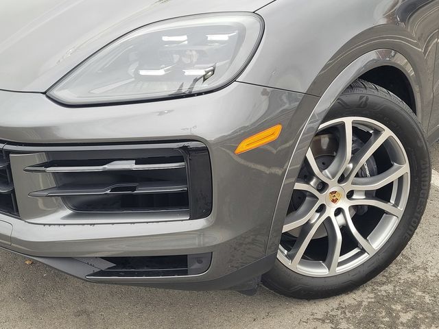 2024 Porsche Cayenne Base