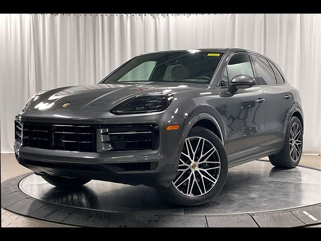 2024 Porsche Cayenne Base