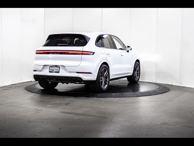 2024 Porsche Cayenne Base