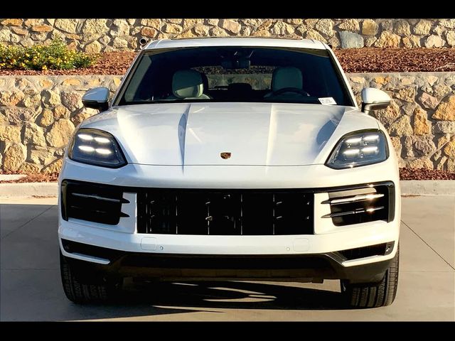 2024 Porsche Cayenne Base