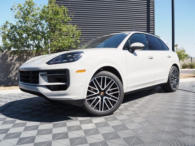 2024 Porsche Cayenne Base