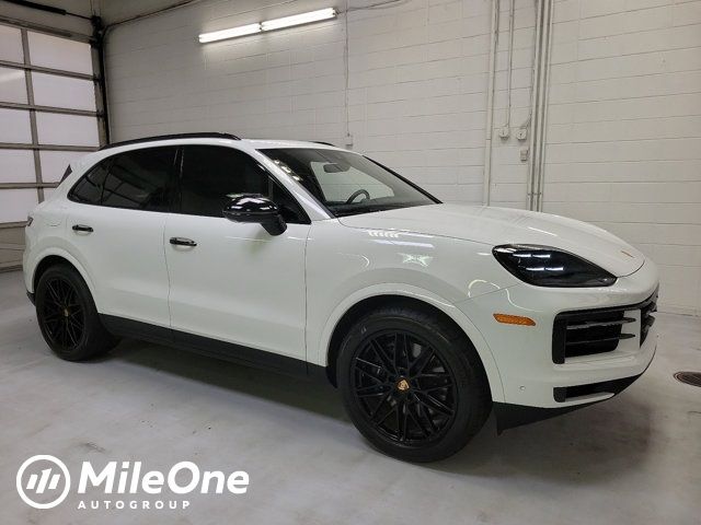 2024 Porsche Cayenne Base