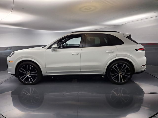 2024 Porsche Cayenne Base