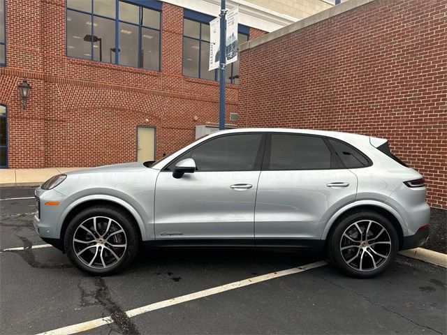 2024 Porsche Cayenne Base