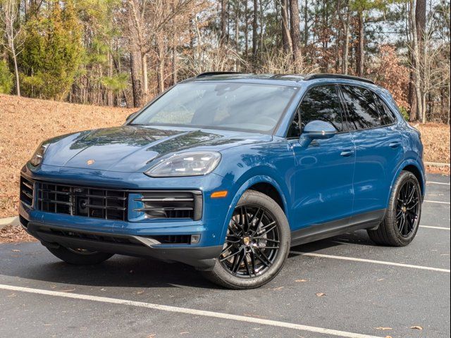 2024 Porsche Cayenne Base