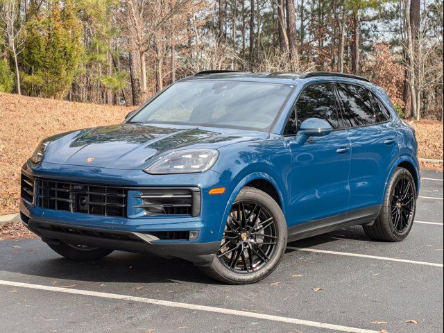 2024 Porsche Cayenne Base