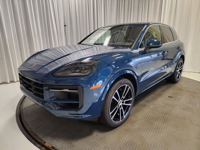 2024 Porsche Cayenne Base