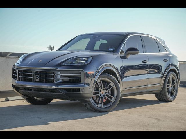 2024 Porsche Cayenne Base