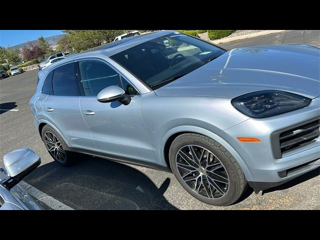 2024 Porsche Cayenne Base