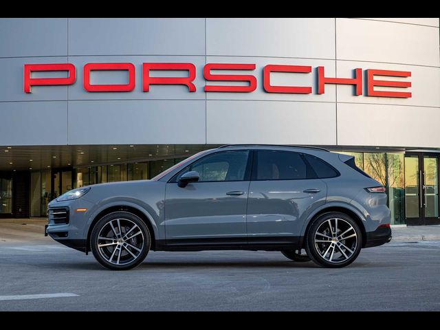 2024 Porsche Cayenne Base