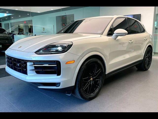 2024 Porsche Cayenne Base