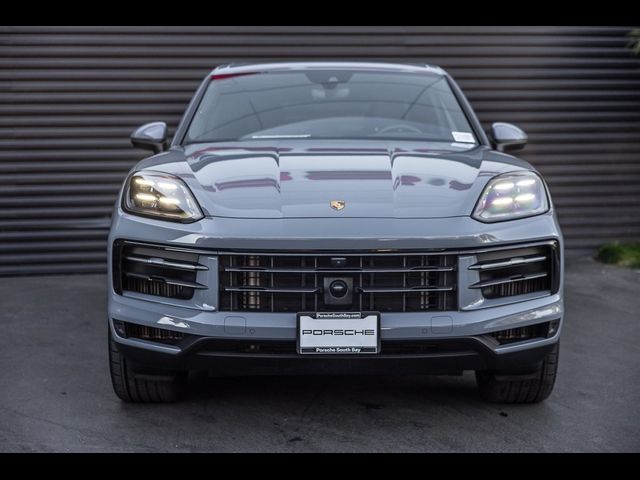 2024 Porsche Cayenne Base