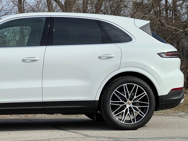 2024 Porsche Cayenne Base