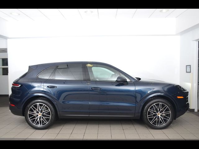 2024 Porsche Cayenne Base