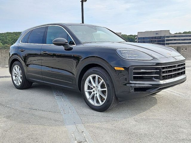 2024 Porsche Cayenne Base