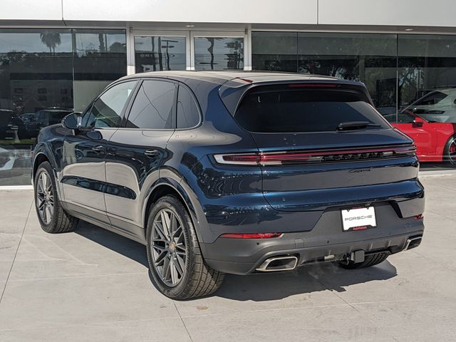 2024 Porsche Cayenne Base