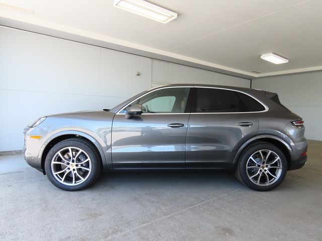 2024 Porsche Cayenne Base