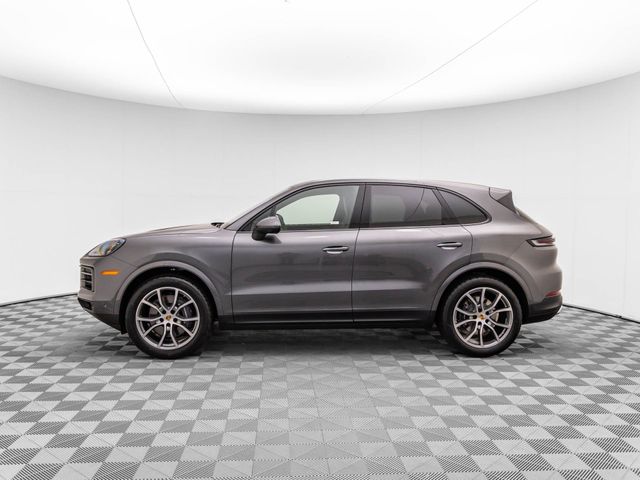 2024 Porsche Cayenne Base