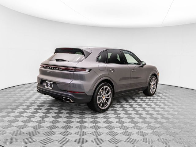 2024 Porsche Cayenne Base