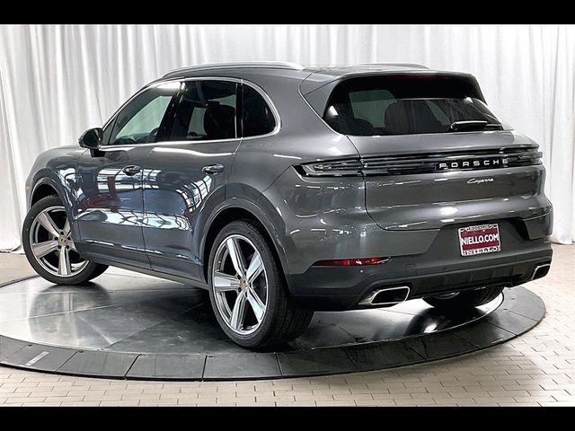 2024 Porsche Cayenne Base