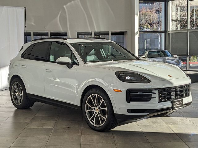 2024 Porsche Cayenne Base