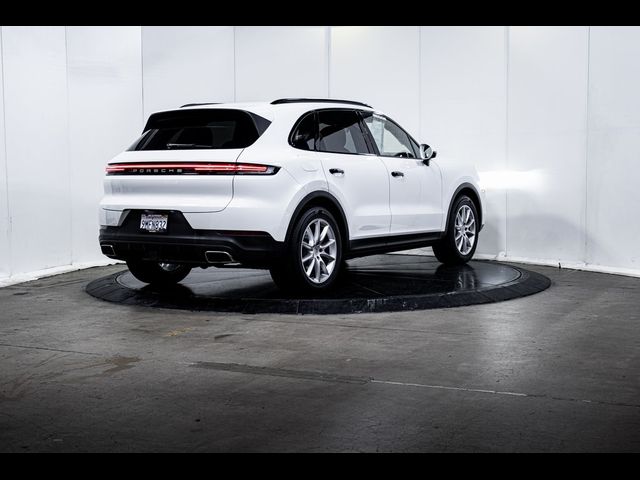 2024 Porsche Cayenne Base