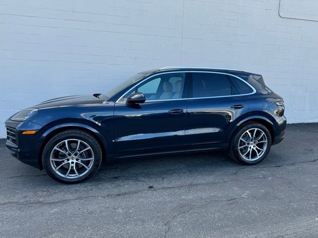 2024 Porsche Cayenne Base